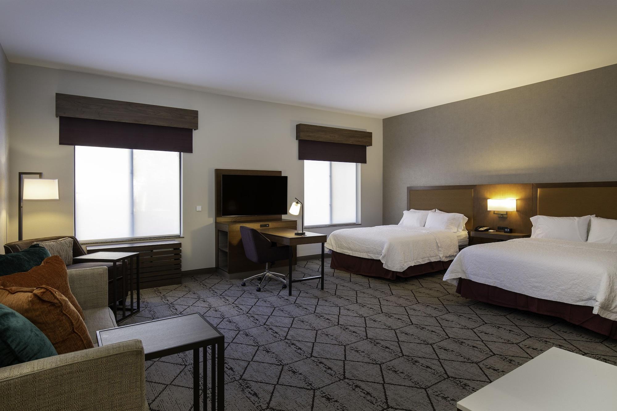 Hampton Inn & Suites Windsor-Sonoma Wine Country Экстерьер фото